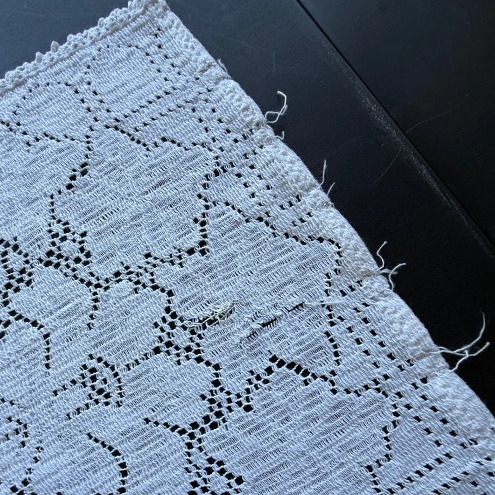Vintage White Crochet Lace Table Runner Floral Pattern Rectangular 34x13